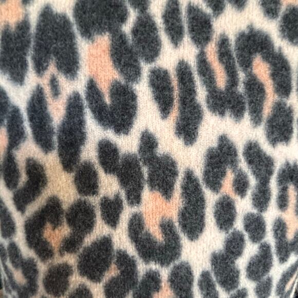 Kate Spade Leopard Bow Sweater XS Wool Short Sleeve Turtleneck Animal Print Top - Picture 5 of 9